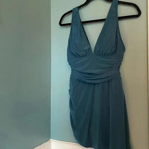 MagicSuit women’s one piece bathing suit - skirt - size 8 - green-great conditio